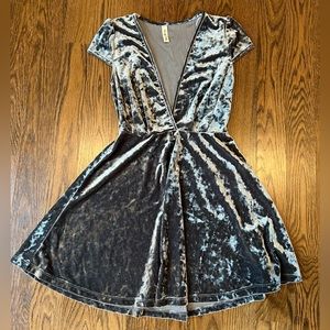 Lovely Day green velvet dress